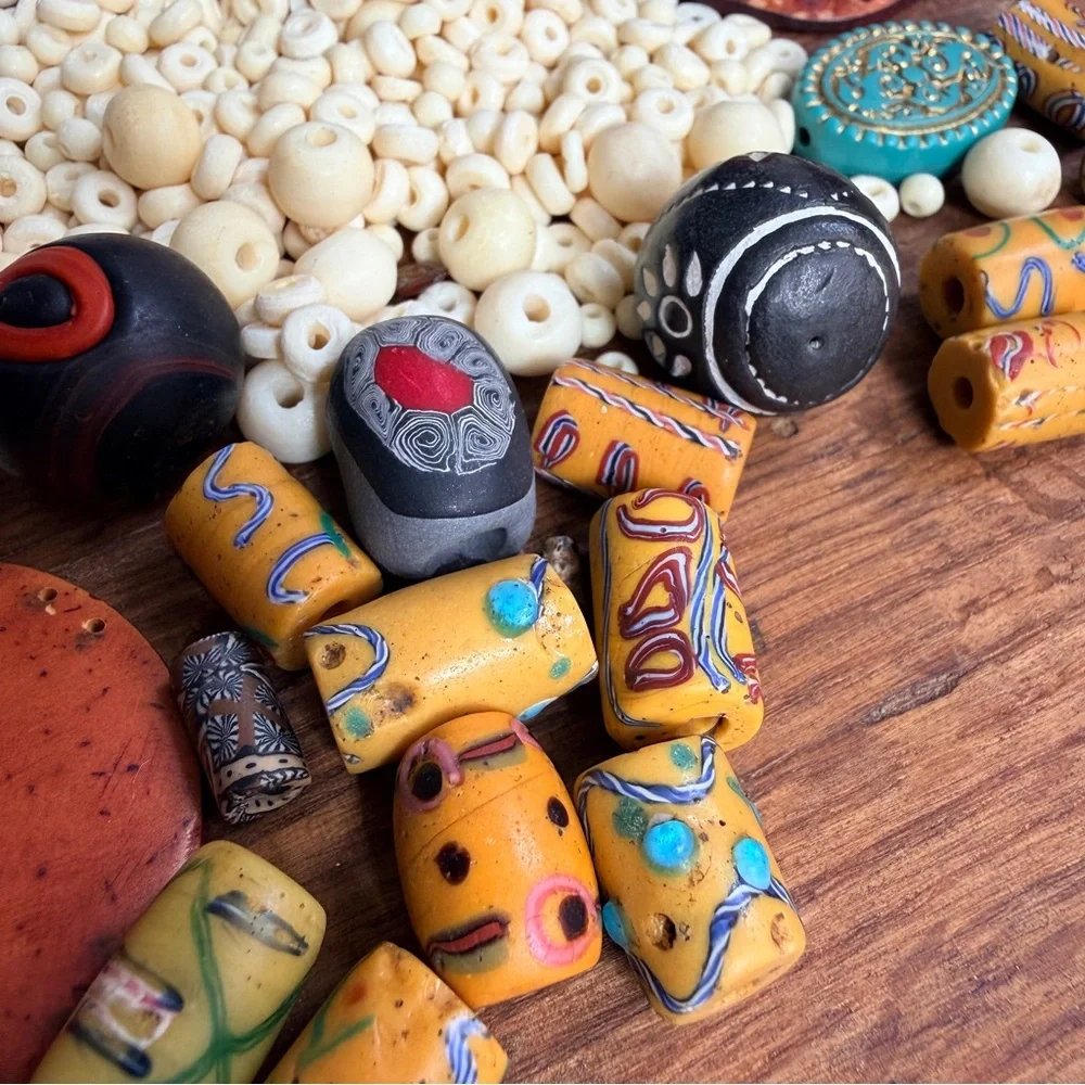 Vintage 90s & 00s Bohemian hippy mixed bead pendant lot